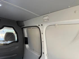 VW Caddy Maxi, 2.0 diesel, automatic, 1 собственик, снимка 14