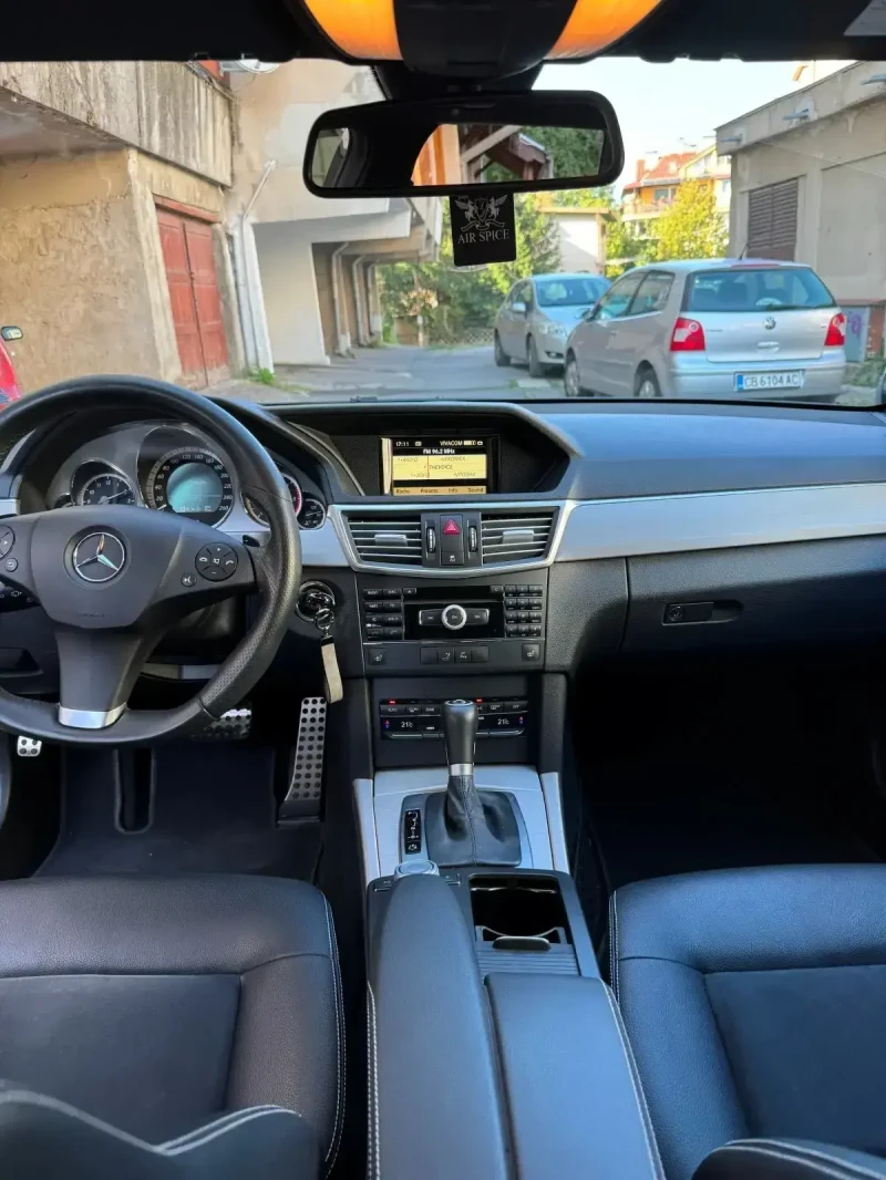 Mercedes-Benz E 250 АMG , снимка 17 - Автомобили и джипове - 47459648