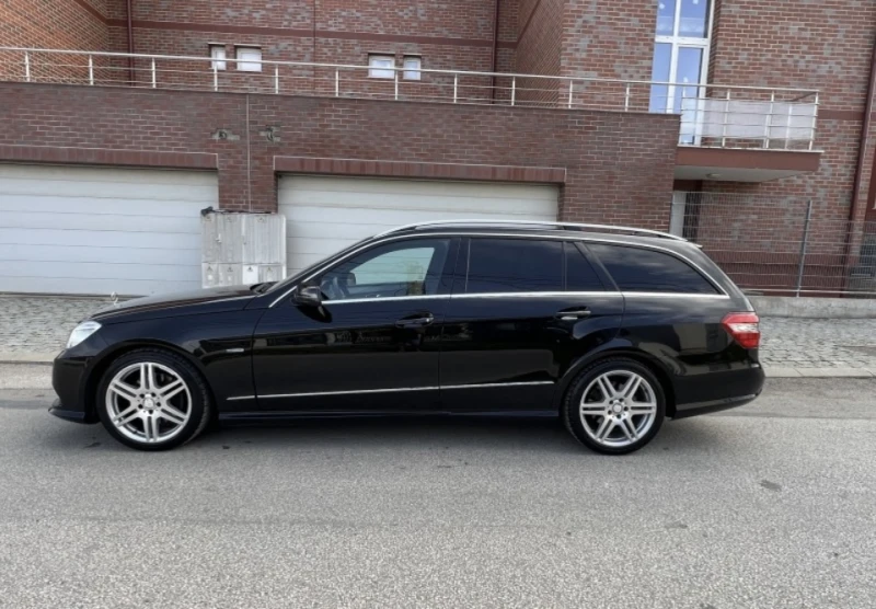 Mercedes-Benz E 250 АMG , снимка 5 - Автомобили и джипове - 47459648