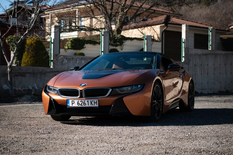 BMW i8 1 of 200 Roadster, снимка 1 - Автомобили и джипове - 49415917