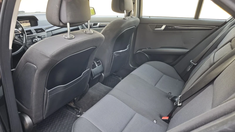 Mercedes-Benz C 220 C220cdi седан, снимка 15 - Автомобили и джипове - 50965117