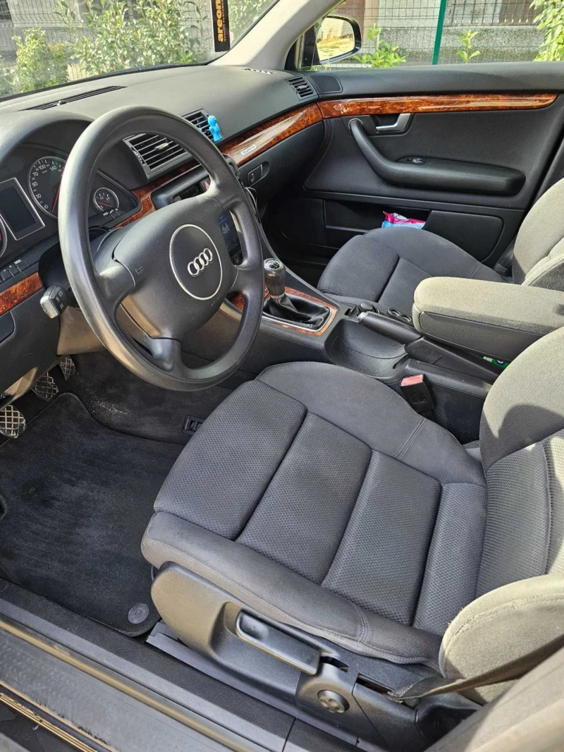 Audi A4 1.8T Quattro, снимка 8 - Автомобили и джипове - 52787926