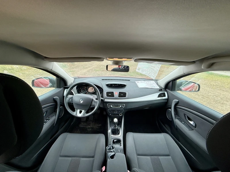 Renault Megane Renault Megane 1.6i, 101 к.с., 2009 г.   100 000 к, снимка 6 - Автомобили и джипове - 51752774