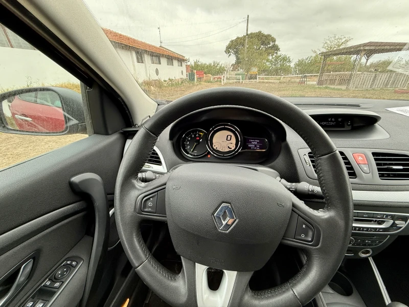 Renault Megane Renault Megane 1.6i, 101 к.с., 2009 г.   100 000 к, снимка 9 - Автомобили и джипове - 51752774