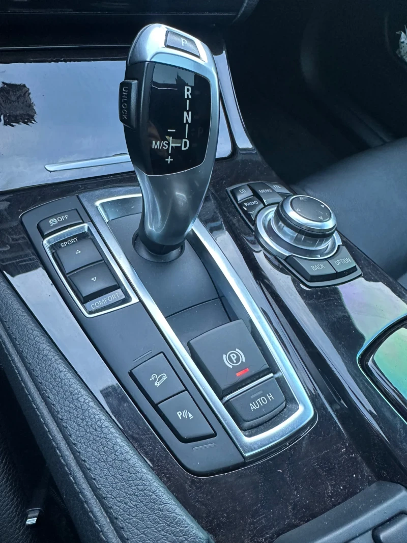 BMW 535 535ix, снимка 10 - Автомобили и джипове - 52427072