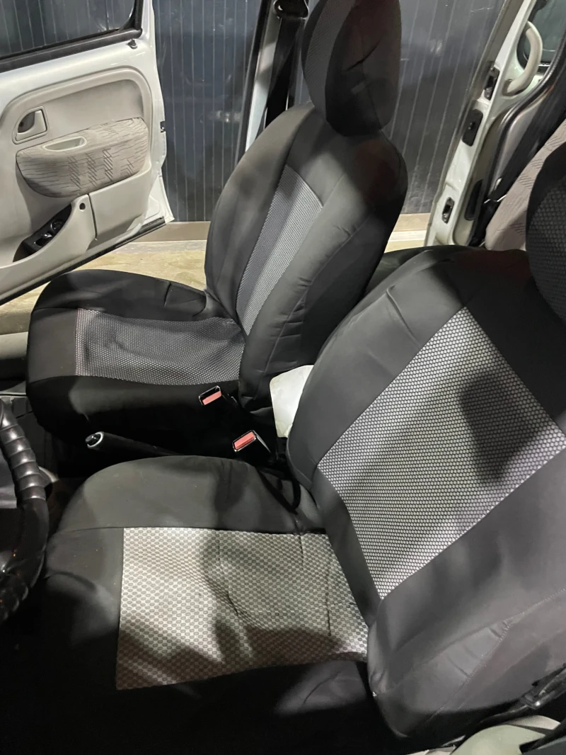 Renault Kangoo 1.5 dci в добро състояние, снимка 7 - Автомобили и джипове - 52381024