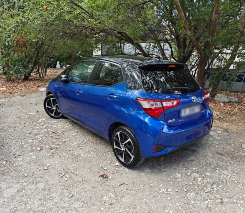 Toyota Yaris, снимка 11 - Автомобили и джипове - 52583969
