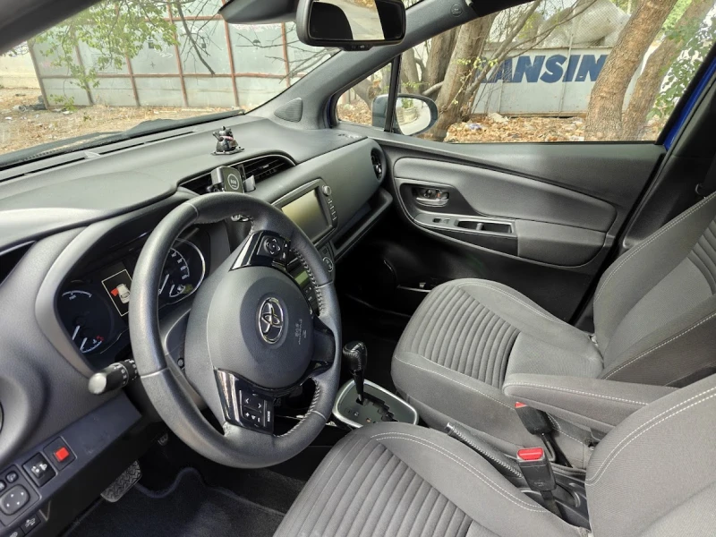 Toyota Yaris, снимка 6 - Автомобили и джипове - 52583969