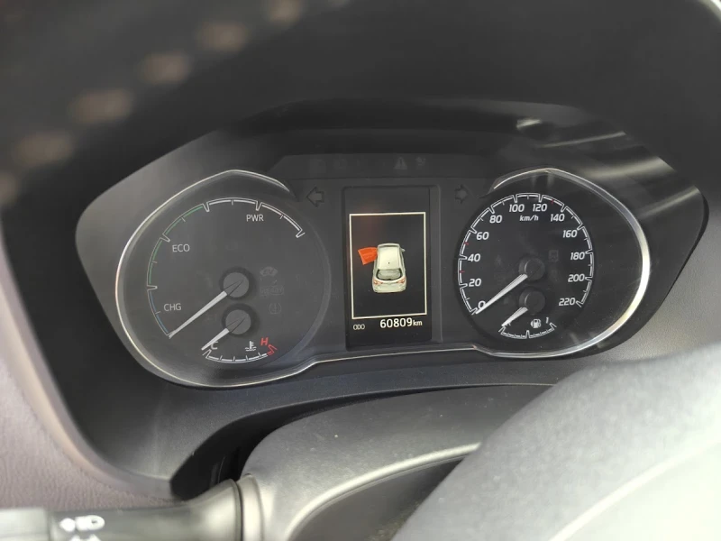 Toyota Yaris, снимка 4 - Автомобили и джипове - 52583969