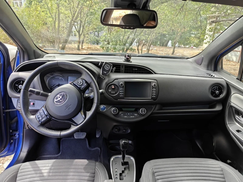 Toyota Yaris, снимка 5 - Автомобили и джипове - 52583969
