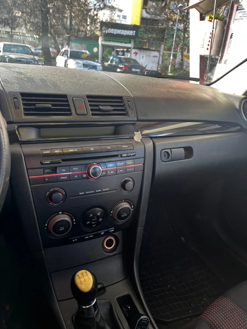 Mazda 3, снимка 9 - Автомобили и джипове - 52949148