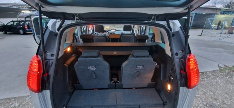 Peugeot 5008, снимка 13 - Автомобили и джипове - 53023843