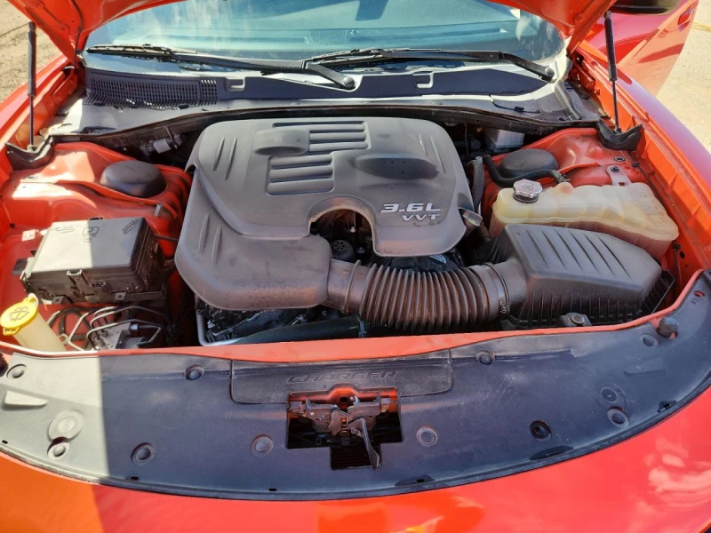 Dodge Charger SXT, снимка 11 - Автомобили и джипове - 53593780