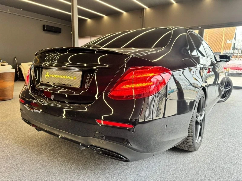 Mercedes-Benz E 220 AMG* Carbon* Ambient * Burm 3D* , снимка 5 - Автомобили и джипове - 53384404