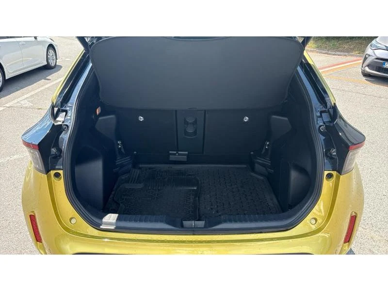 Toyota Yaris Cross 1.5HSD PREMIERE EDITION, снимка 10 - Автомобили и джипове - 55183345