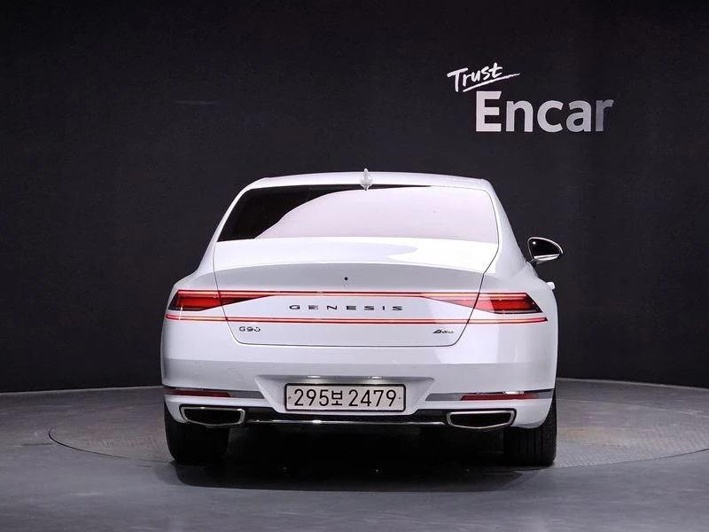 Genesis G90 3.5 Automatic, снимка 4 - Автомобили и джипове - 55606179