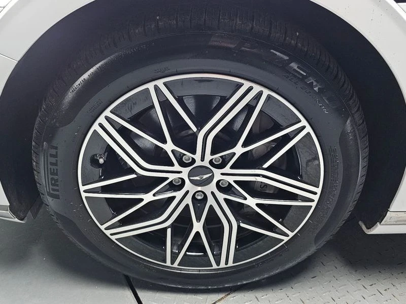 Genesis G90 3.5 Automatic, снимка 5 - Автомобили и джипове - 55606179
