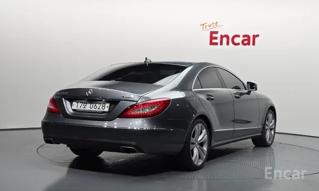 Mercedes-Benz CLS 350 D 4MATIC ОБДУХВАНЕ ПАНОРАМА  KEYLESS FACELIFT , снимка 3 - Автомобили и джипове - 55889236