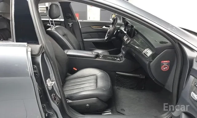 Mercedes-Benz CLS 350 D 4MATIC ОБДУХВАНЕ ПАНОРАМА  KEYLESS FACELIFT , снимка 9 - Автомобили и джипове - 55889236