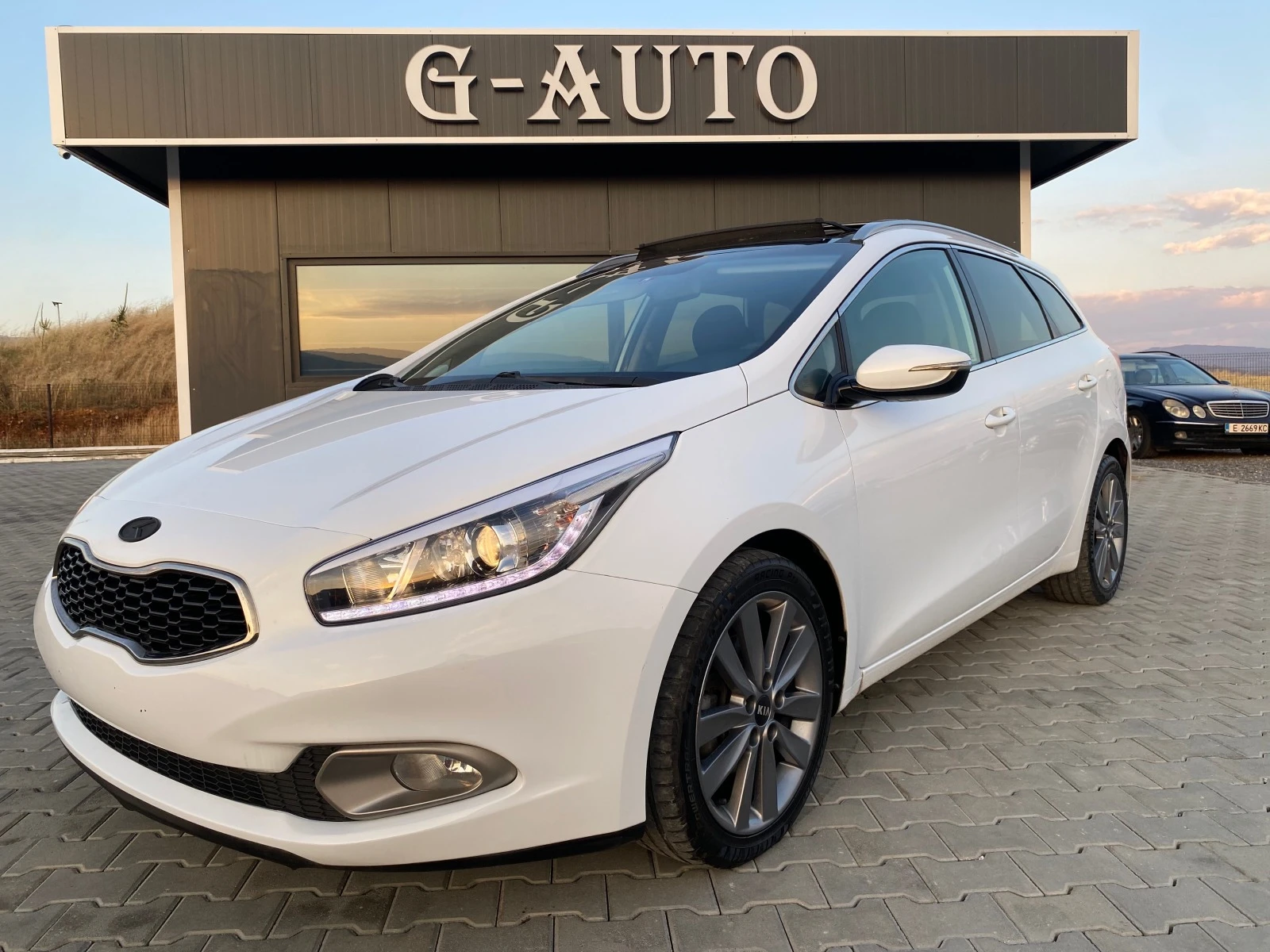 Kia Ceed 1.6crdi AVTOMATIC - [1] 