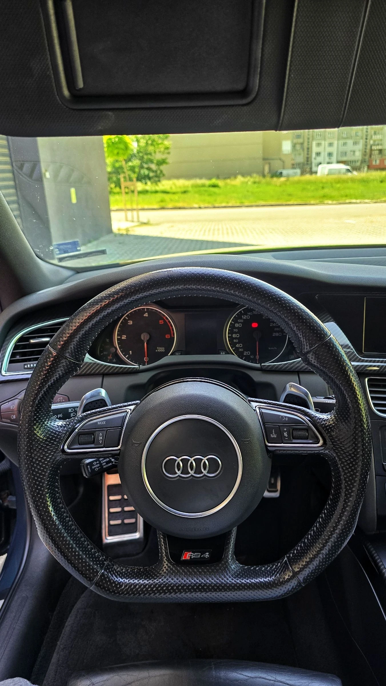 Audi A4 S-line Plus - изображение 7