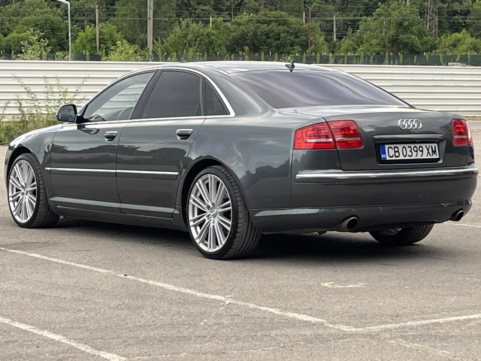 Audi A8  - изображение 4