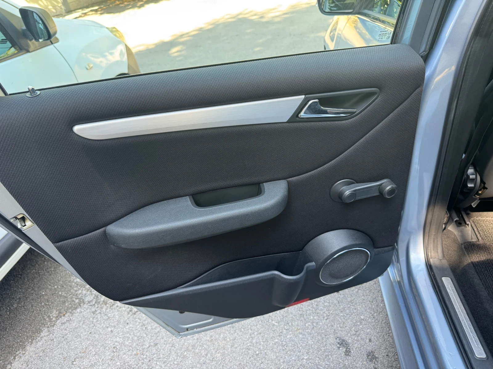 Mercedes-Benz B 200 2.0i Turbo 193kc* КОЖА* ПОДГРЕВ* 170600км* КЛИМА*  - изображение 9