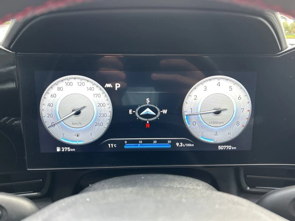 Hyundai Elantra *  *    *   *  | Mobile.bg   13