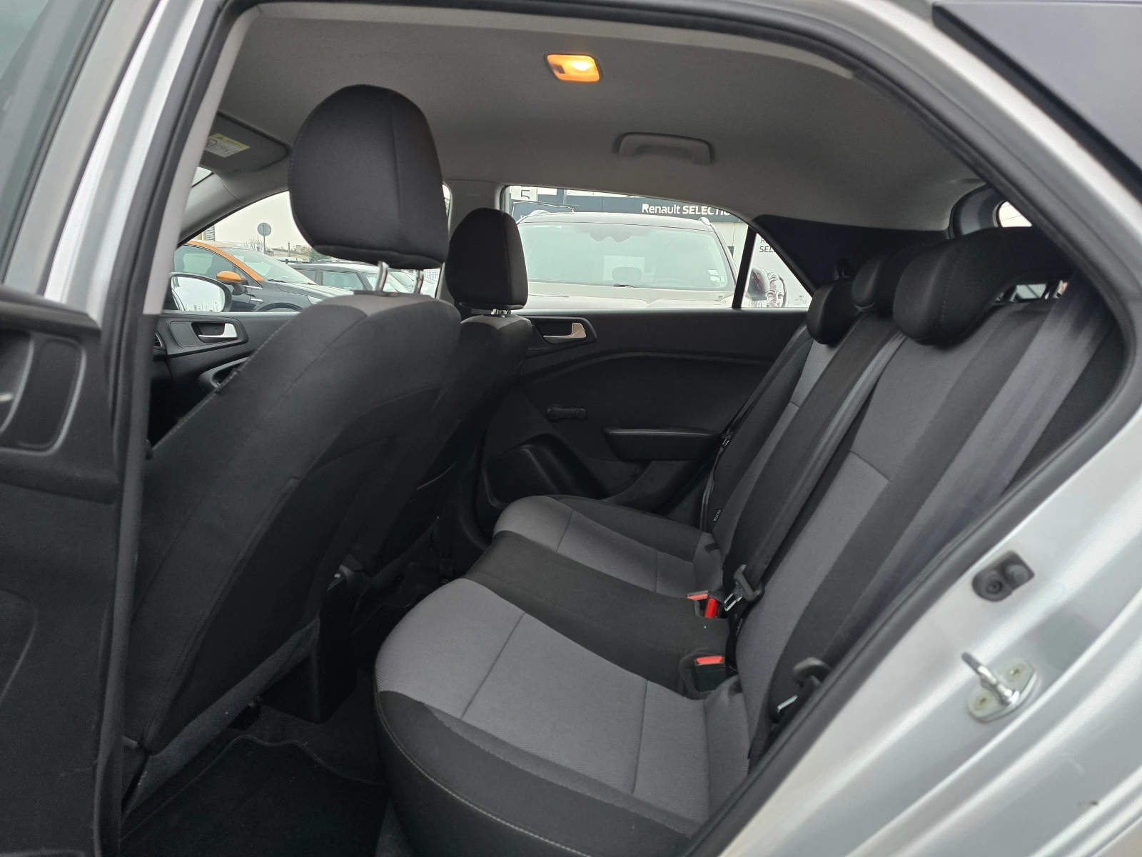 Hyundai I20 1.2i LPG - изображение 7