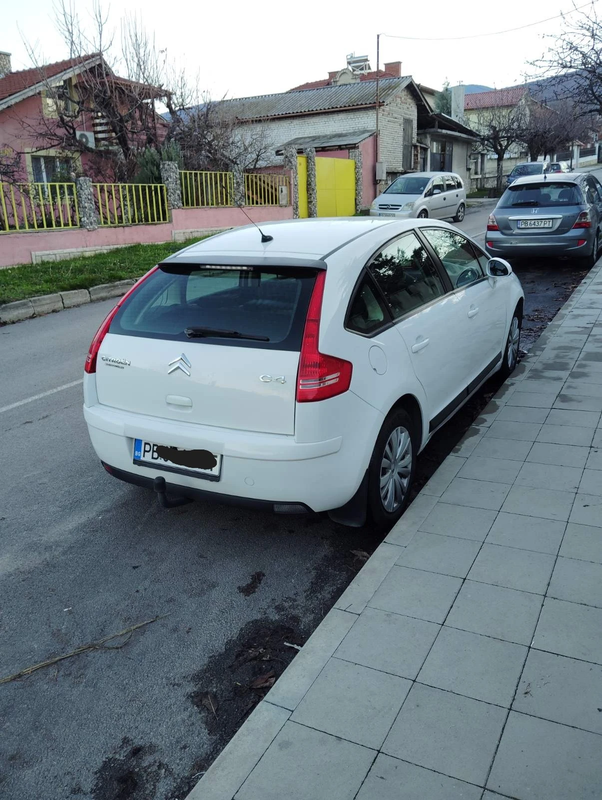 Citroen C4 1.6 HDI Автоматик - изображение 3