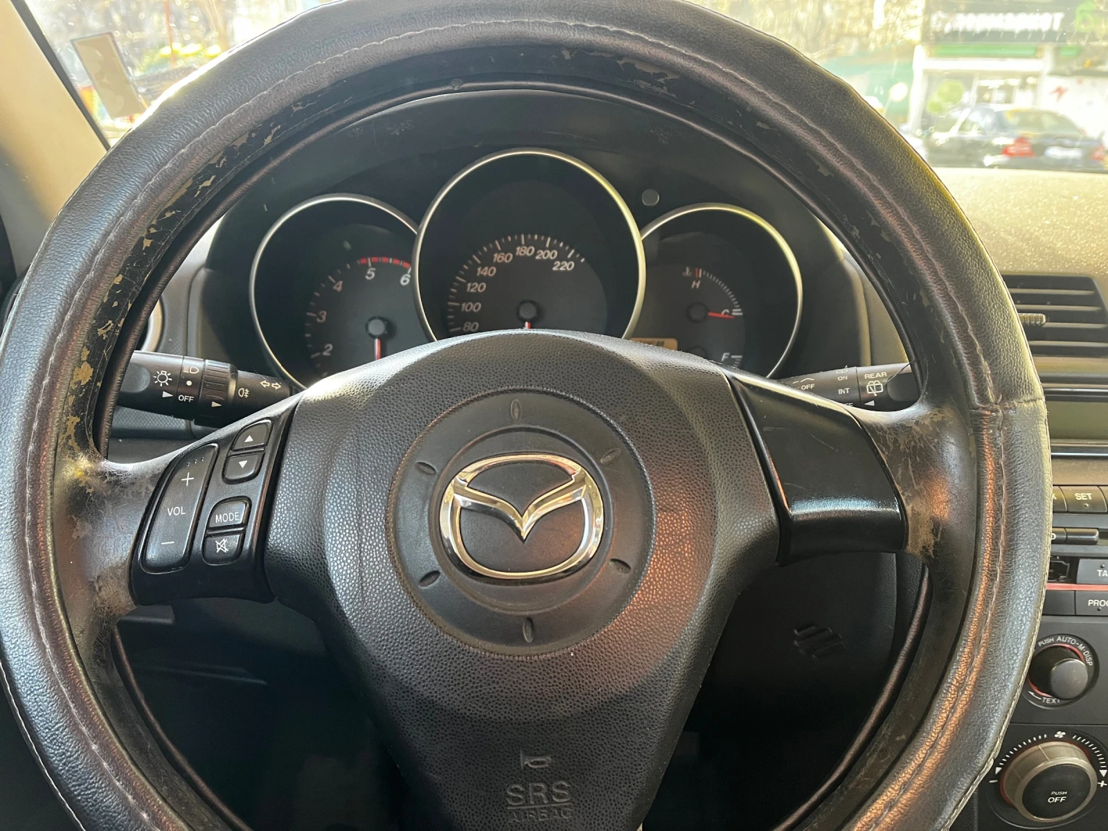 Mazda 3  - изображение 8