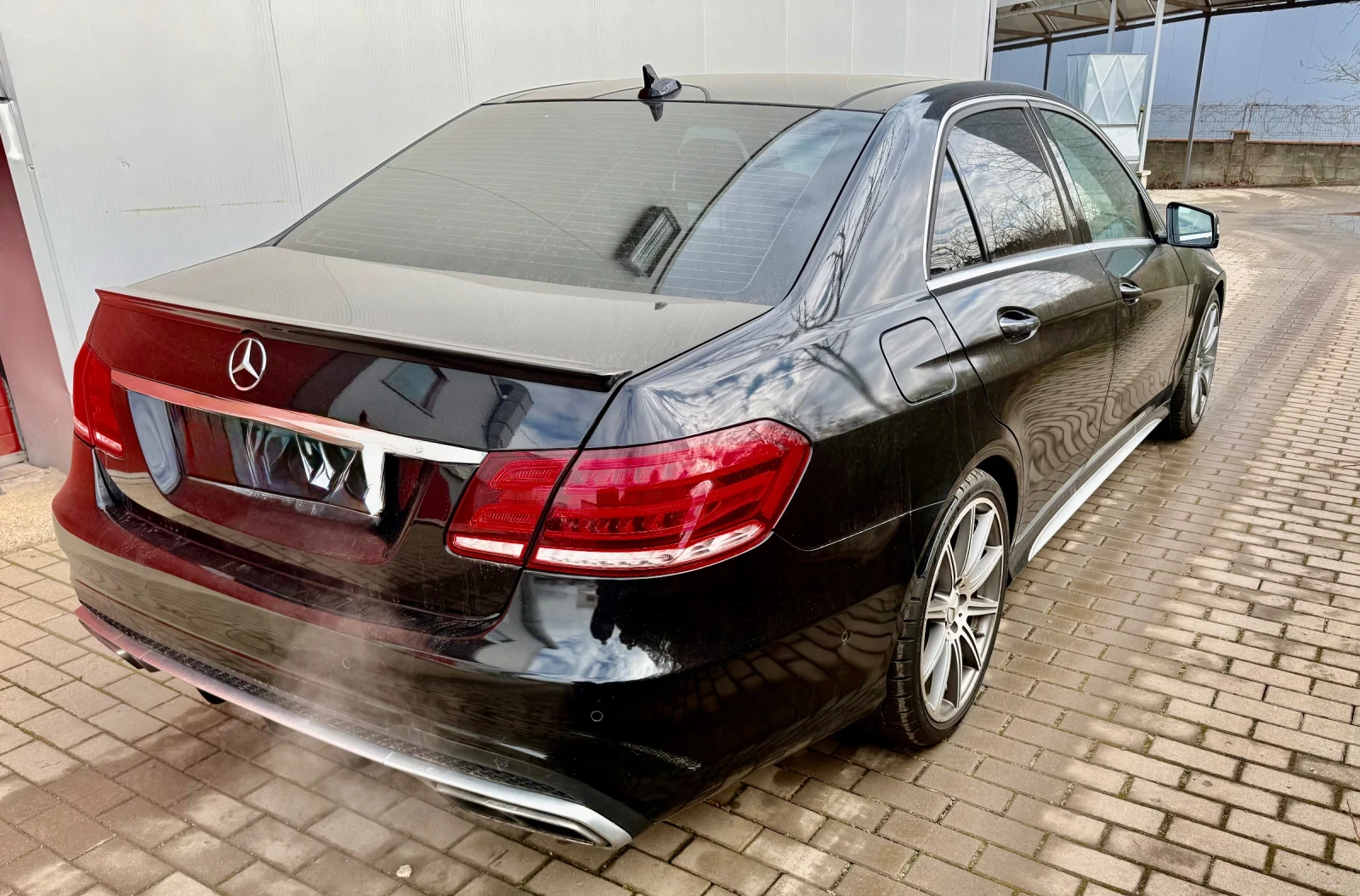 Mercedes-Benz E 63 AMG S 4MATIC - изображение 5