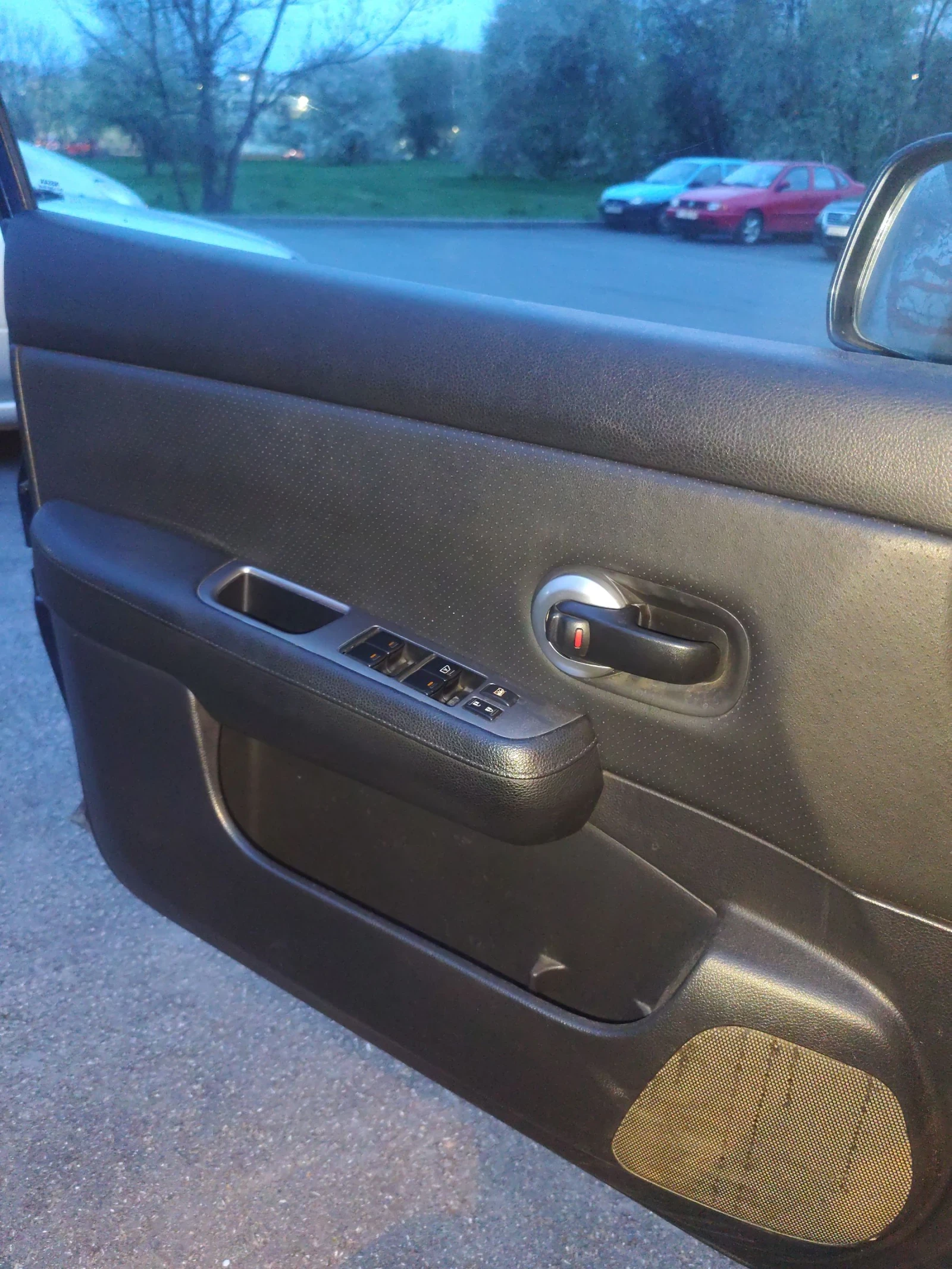 Nissan Tiida | Mobile.bg � ����������� 12