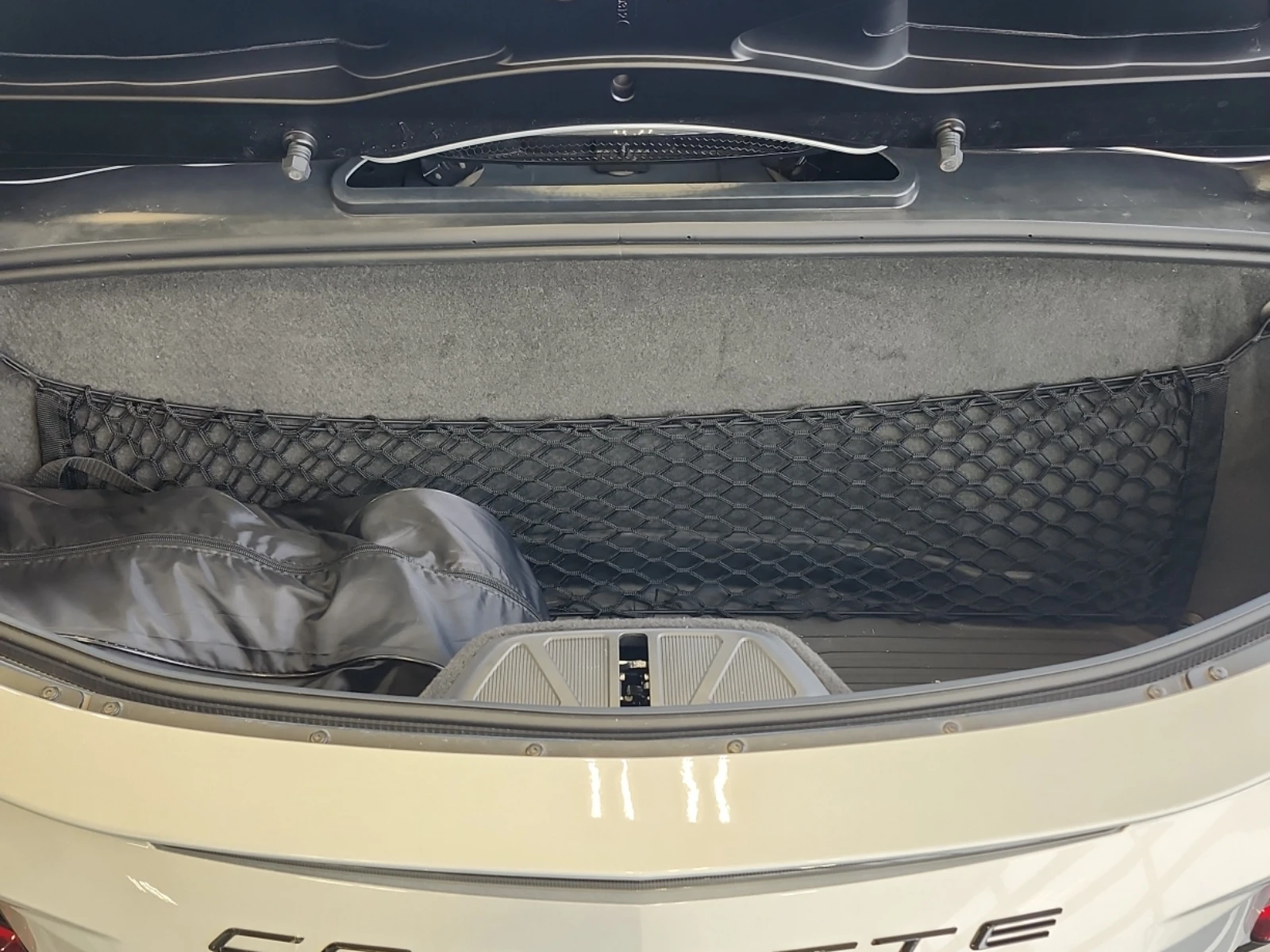 Chevrolet Corvette Stingray Convertible 2LT, снимка 7 - Автомобили и джипове - 54480255