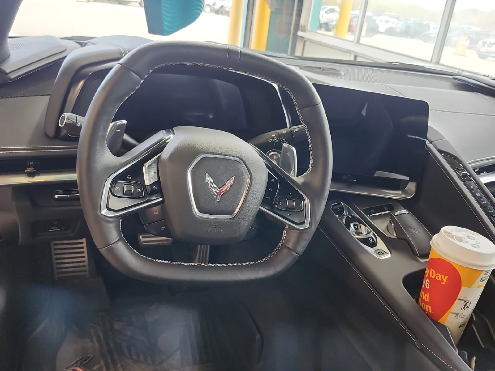 Chevrolet Corvette Stingray Convertible 2LT, снимка 10 - Автомобили и джипове - 54480255