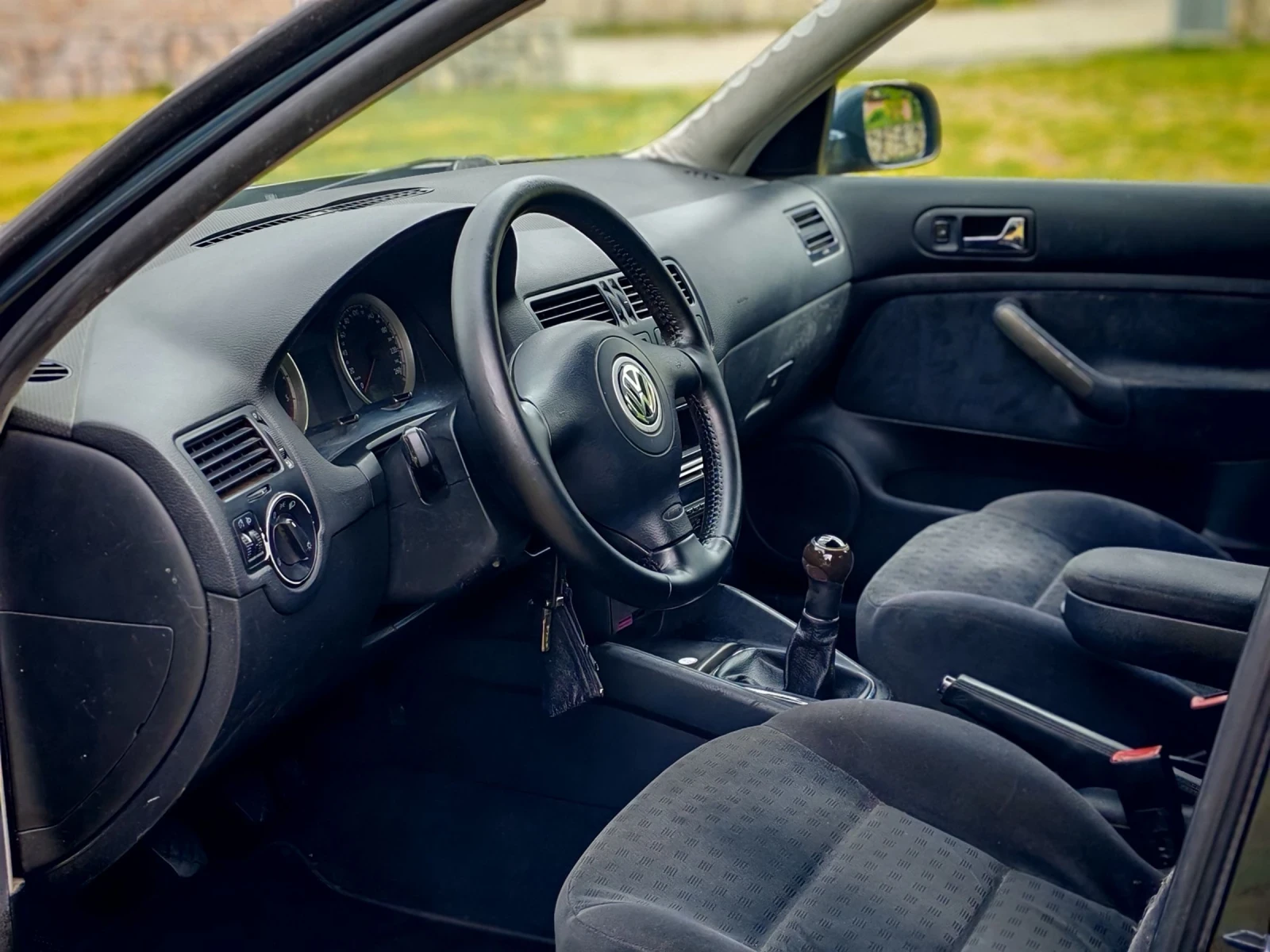 VW Bora 1.9TDI(90)* FACELIFT* НОВ ВНОС* , снимка 11 - Автомобили и джипове - 54583349