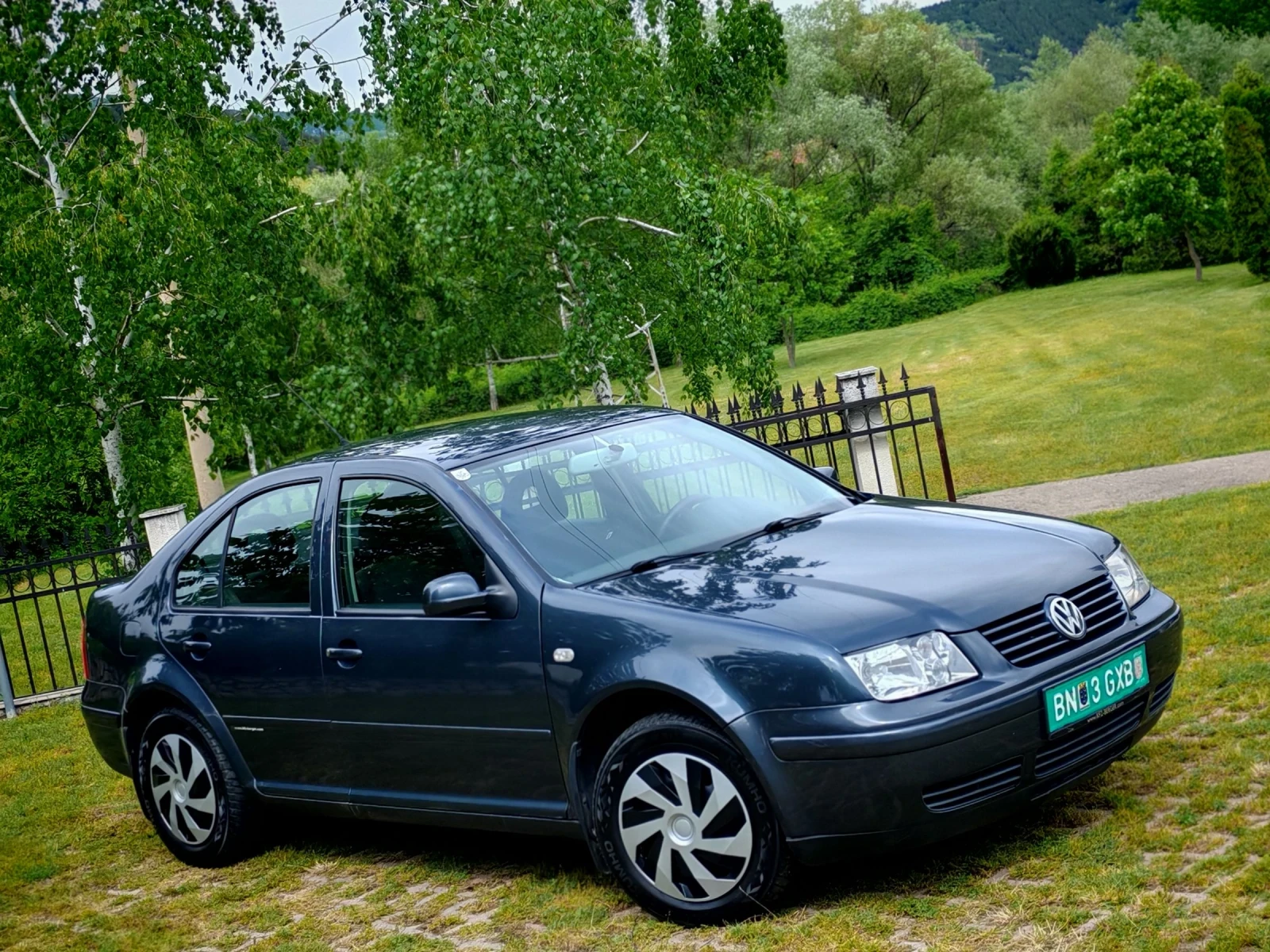 VW Bora 1.9TDI(90)* FACELIFT* НОВ ВНОС* , снимка 8 - Автомобили и джипове - 54583349