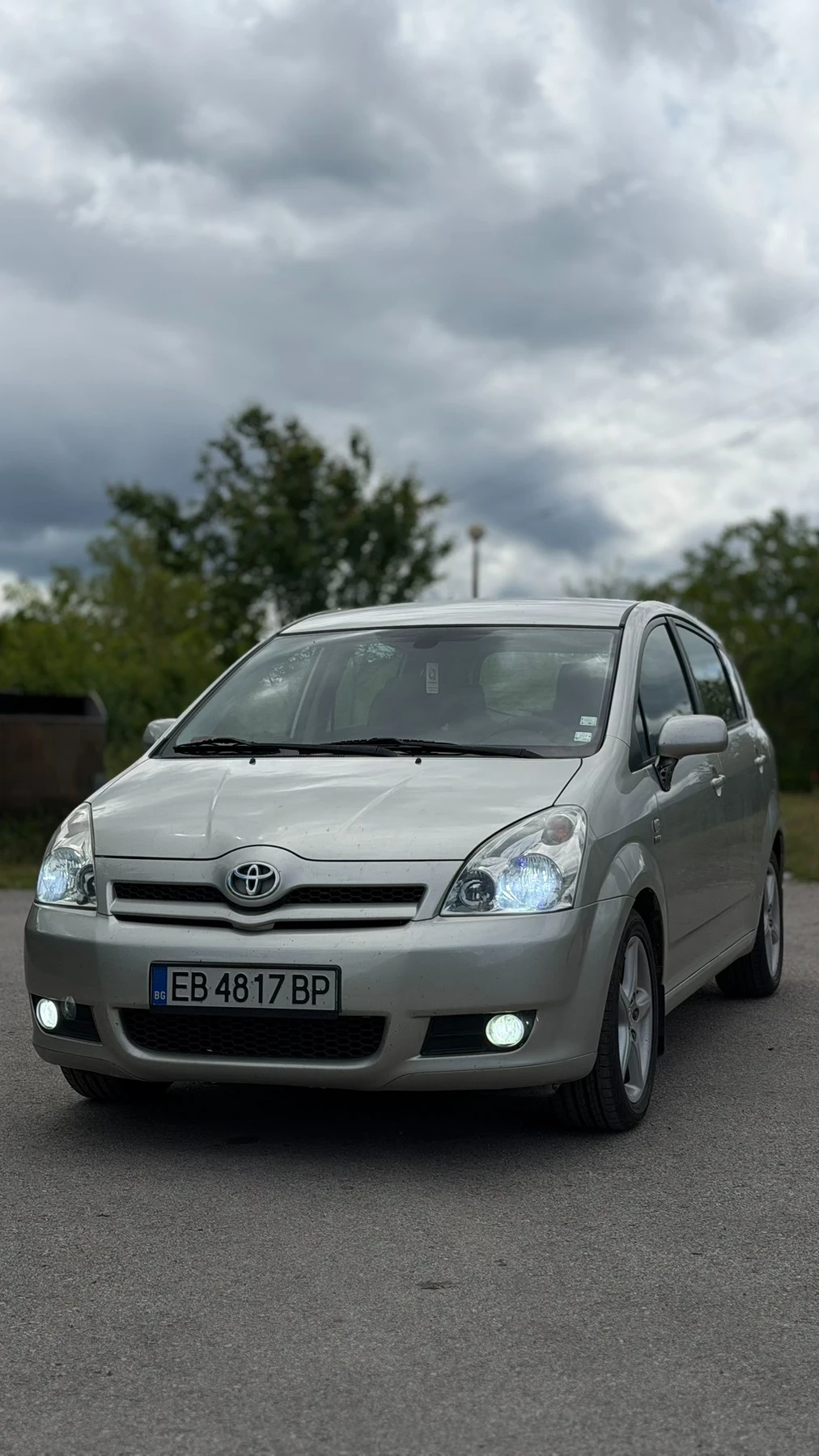 Toyota Corolla verso 1.8 VVT-i Газов инжекцион