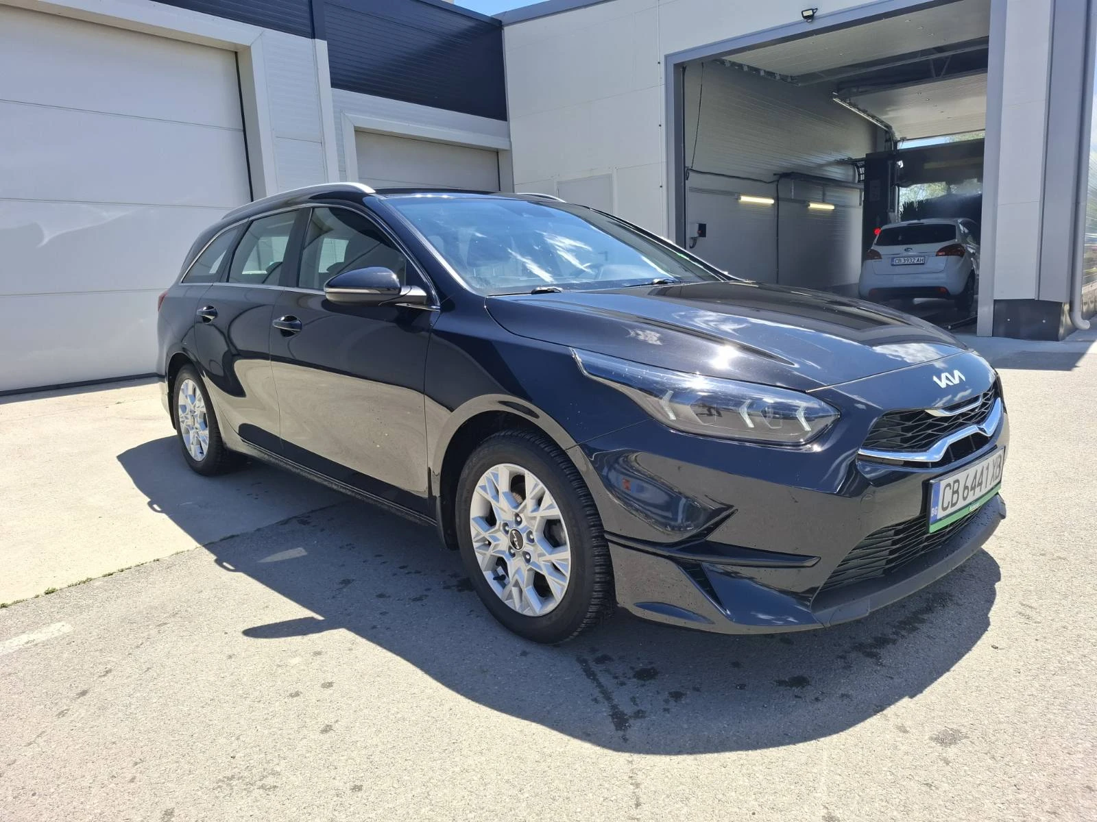 Kia Ceed 1.5 T-gdi EX SW Гаранция, снимка 3 - Автомобили и джипове - 54712615
