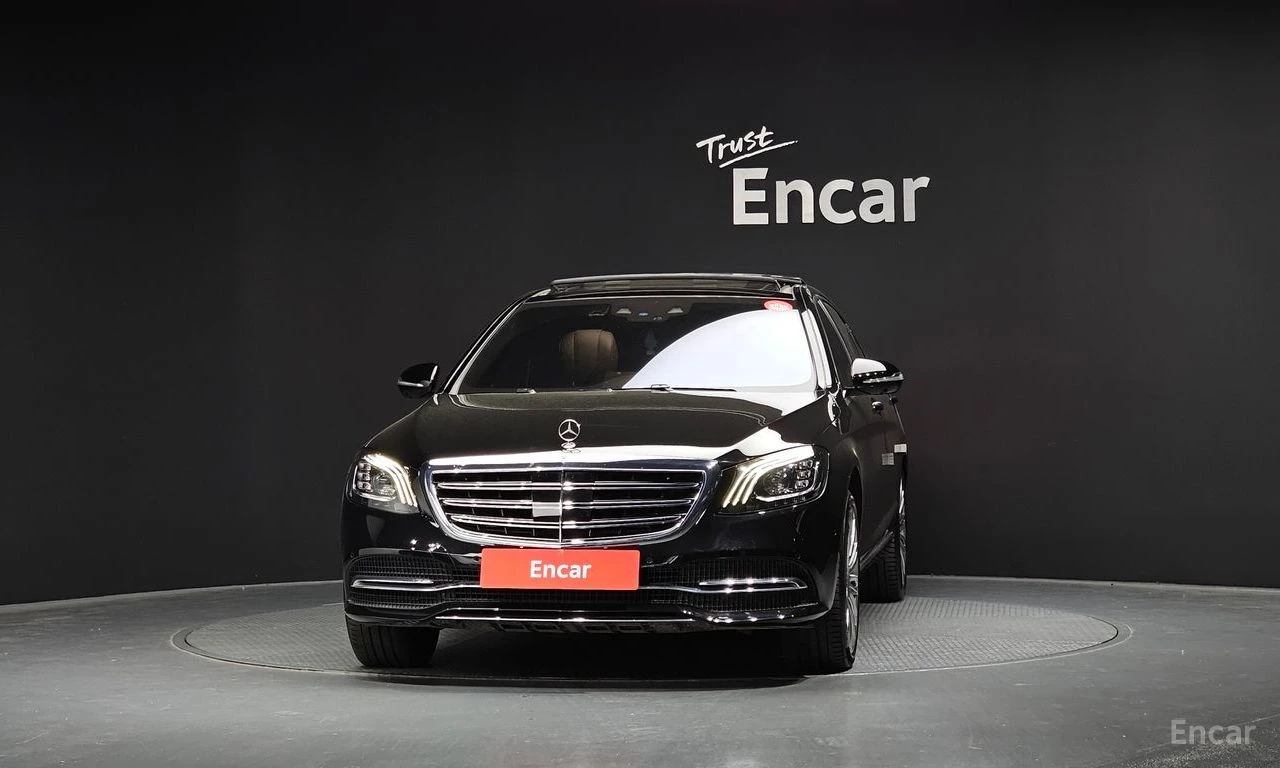 Mercedes-Benz S 560 4MATIC* BURMESTER* 3TV* ОБДУХВАНЕ* ХЕДЪП* МАСАЖ* , снимка 3 - Автомобили и джипове - 54732265