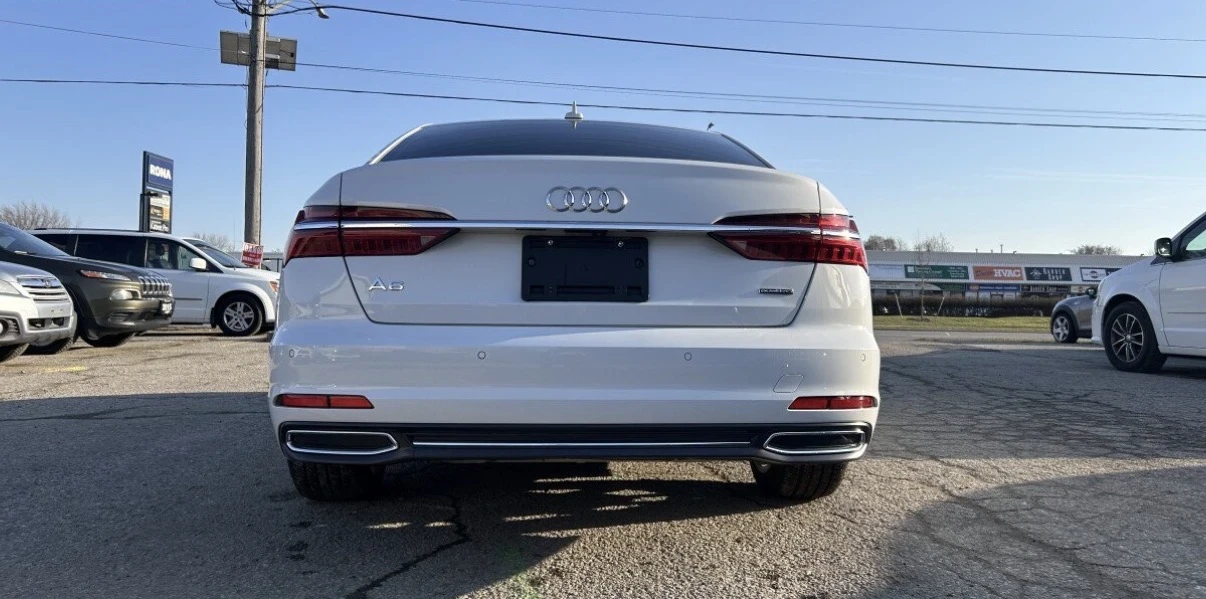 Audi A6 3.0Т * QUATTRO * СЕРВИЗНА ИСТОРИЯ * CARFAX * , снимка 4 - Автомобили и джипове - 54825305