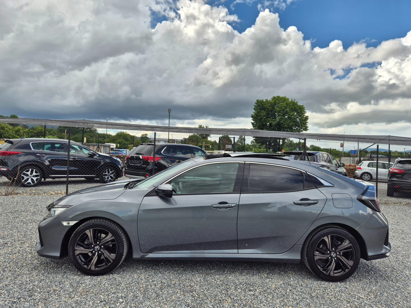 Honda Civic 1.6I-DTEC* AUTOMAT* NAVI* PANORAMA* , снимка 3 - Автомобили и джипове - 54905142