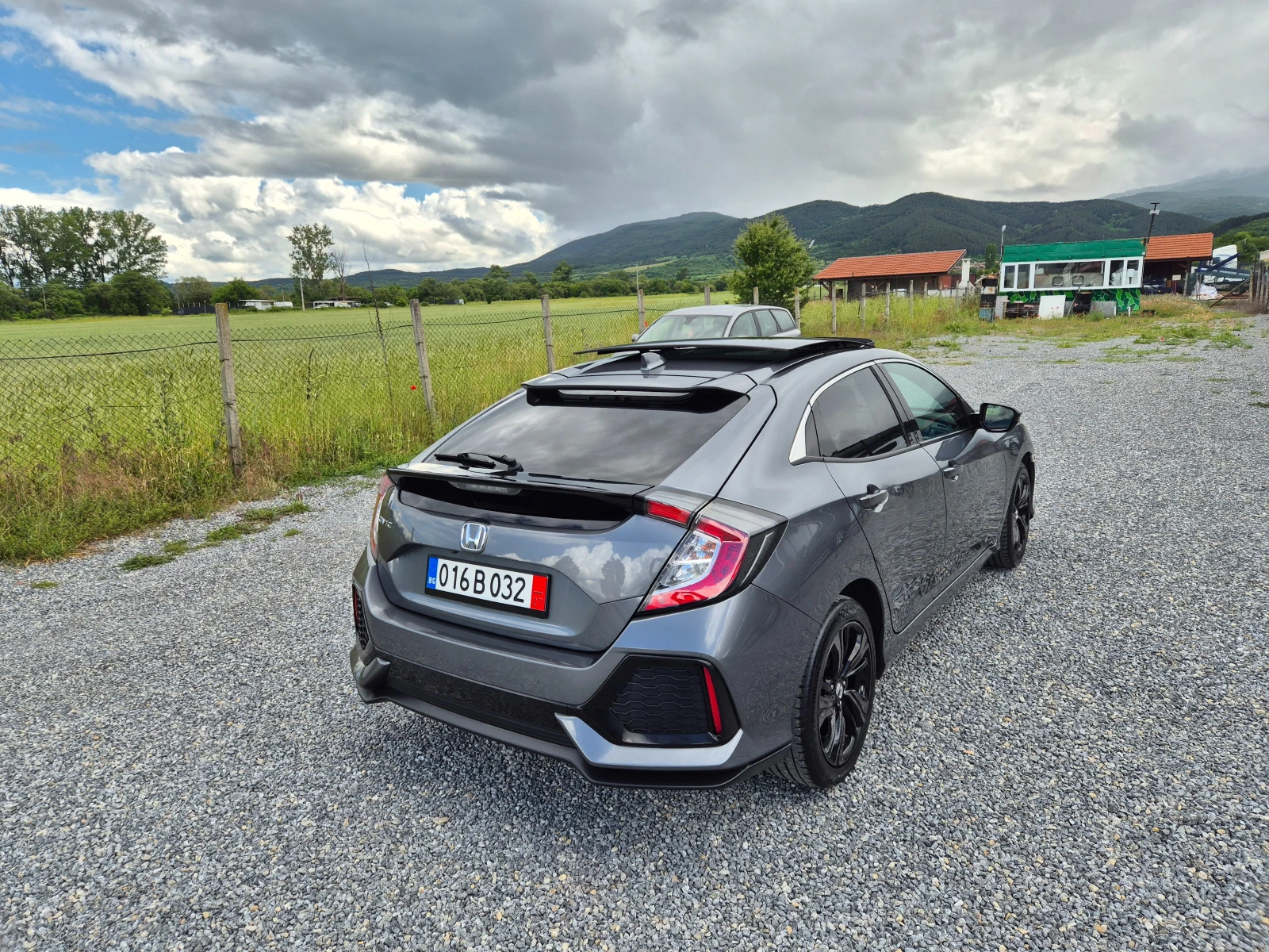 Honda Civic 1.6I-DTEC* AUTOMAT* NAVI* PANORAMA* , снимка 6 - Автомобили и джипове - 54905142