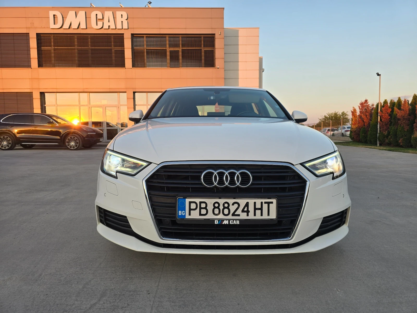 Audi A3 1.6TDI/S-TRONIC/РЕГИСТРИРАНА/ЛИЗИНГ, снимка 2 - Автомобили и джипове - 55021728