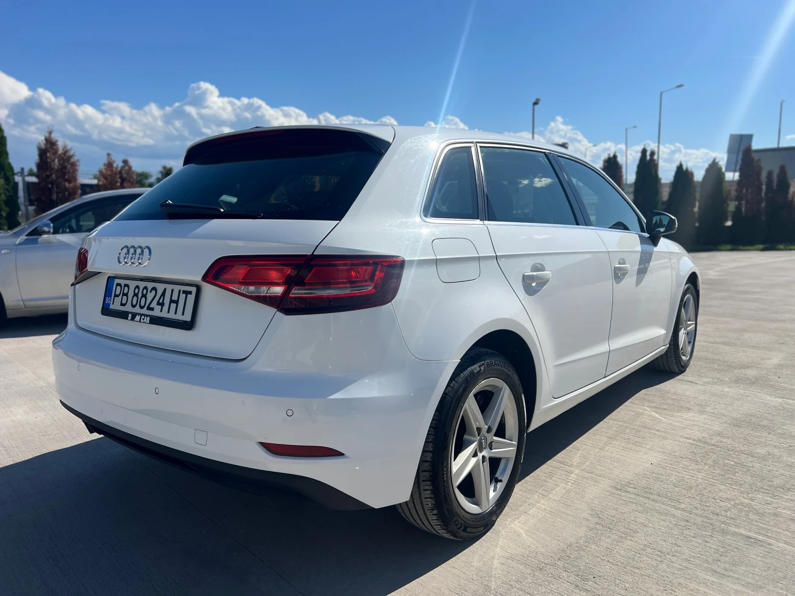 Audi A3 1.6TDI/S-TRONIC/РЕГИСТРИРАНА/ЛИЗИНГ, снимка 8 - Автомобили и джипове - 54959962