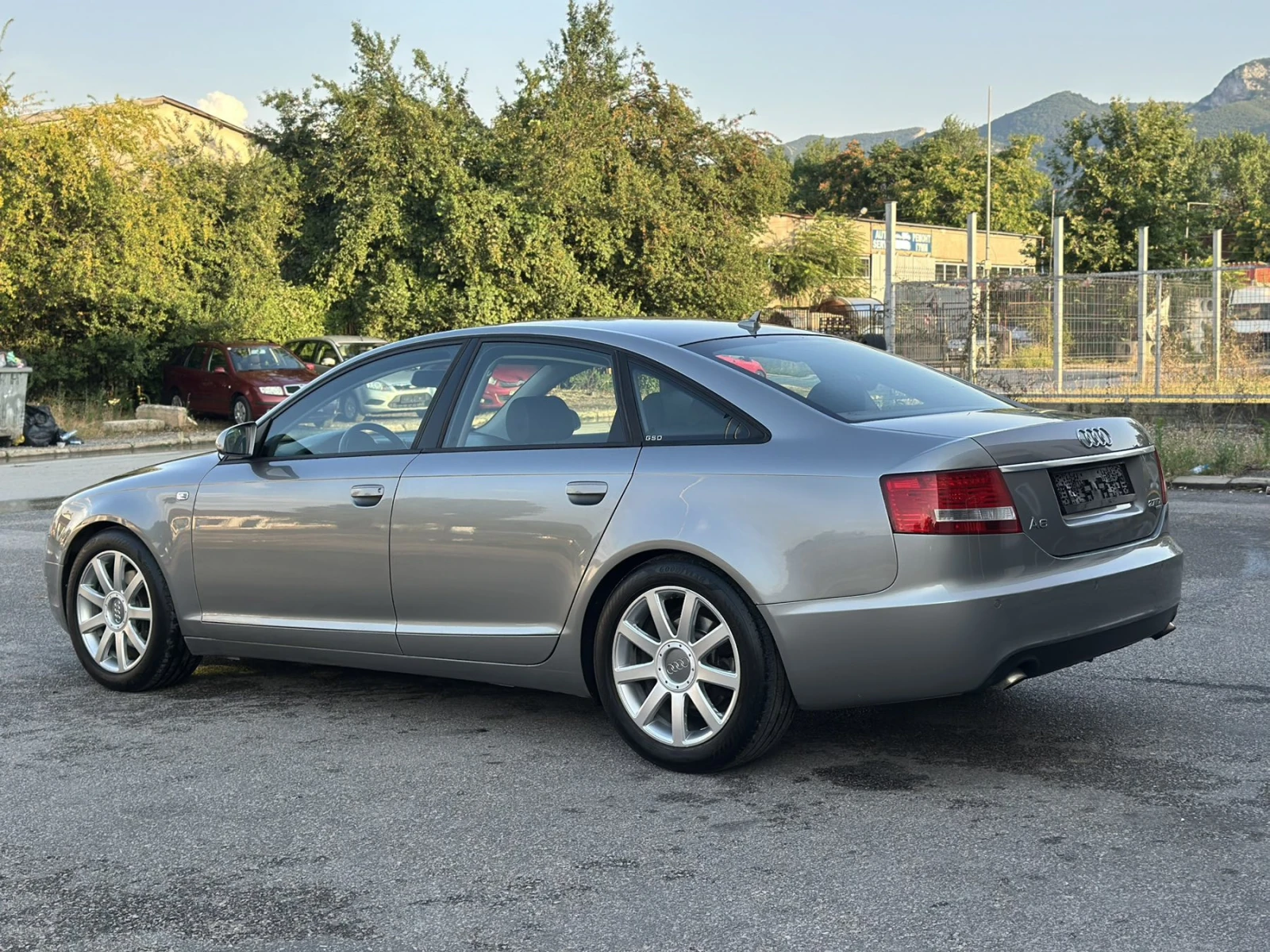 Audi A6 Quattro* Avtomat* 212000км* , снимка 4 - Автомобили и джипове - 55468294