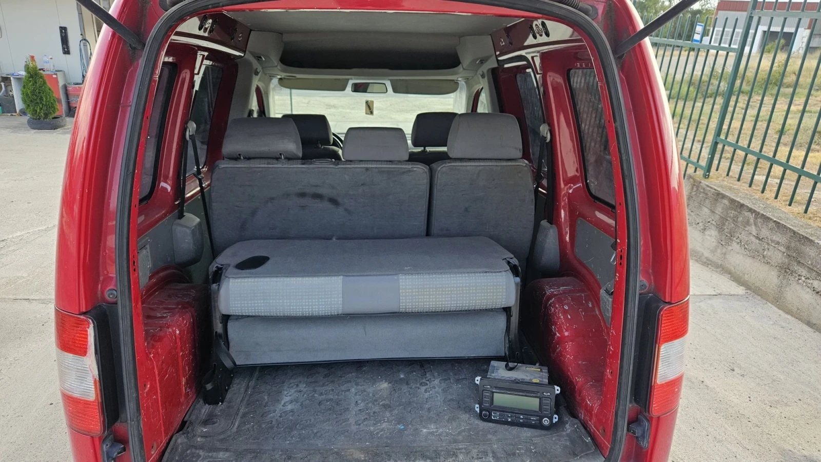 VW Caddy ECO FUEL, снимка 9 - Автомобили и джипове - 55577470