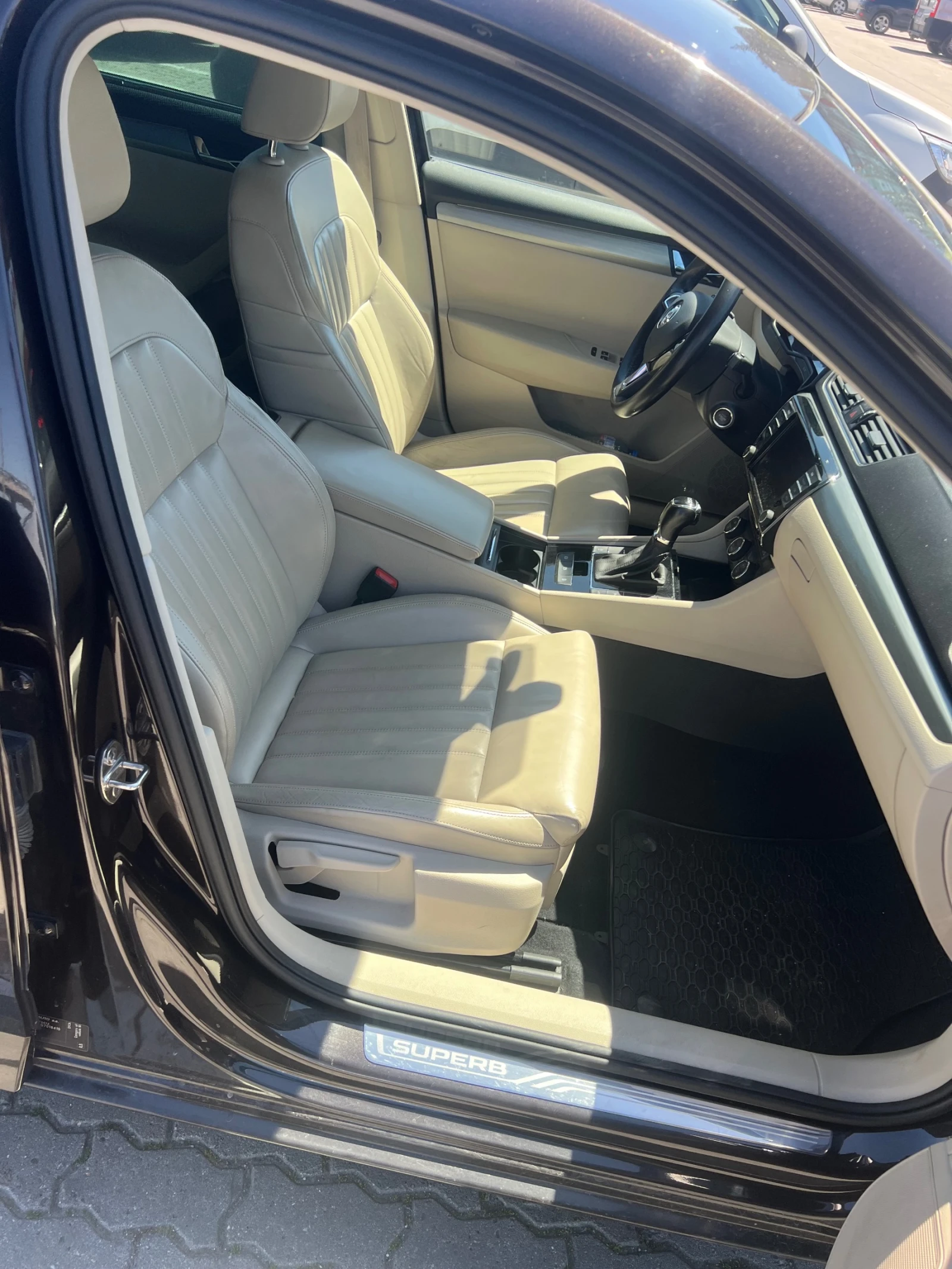 Skoda Superb 190 к.с., снимка 12 - Автомобили и джипове - 55692609