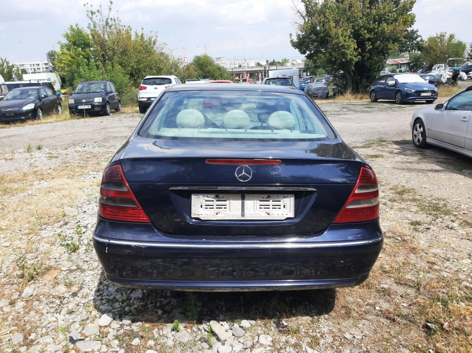 Mercedes-Benz E 220 AVANTGARDE* 6-СКОРОСТИ* , снимка 6 - Автомобили и джипове - 55822416