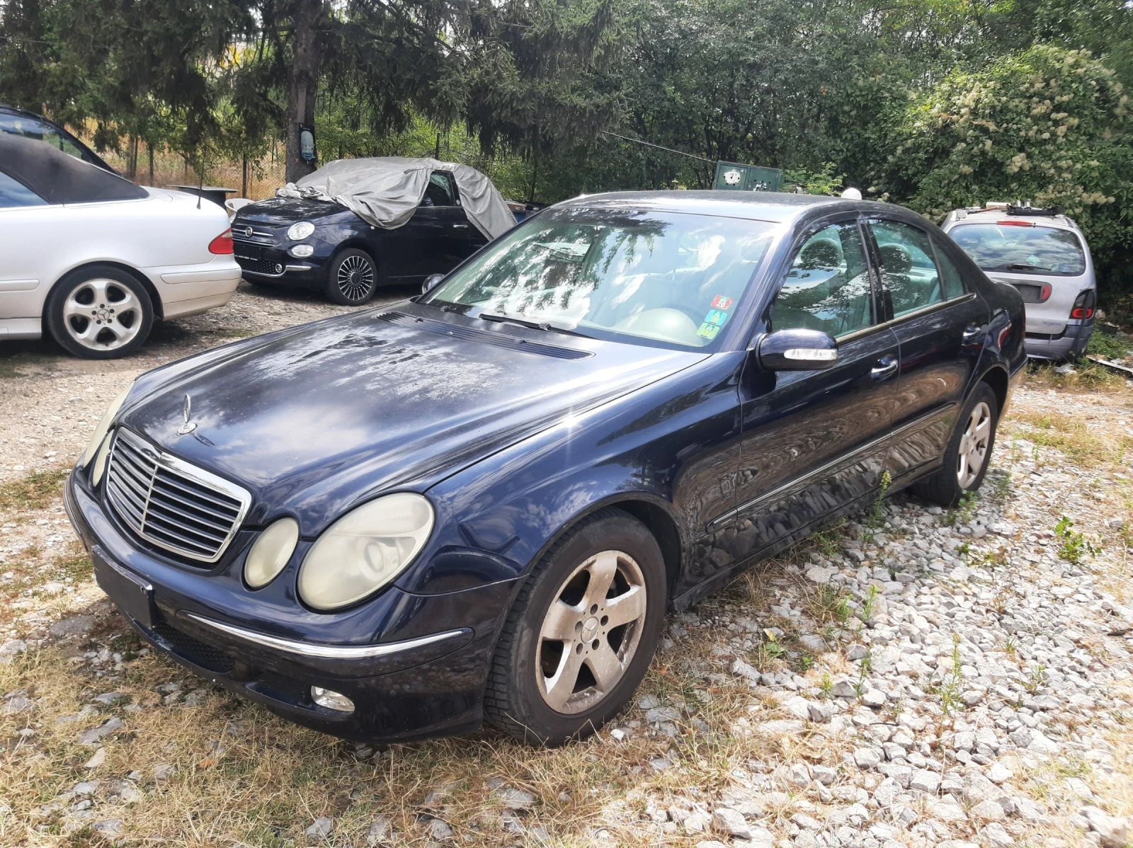 Mercedes-Benz E 220 AVANTGARDE* 6-СКОРОСТИ* 